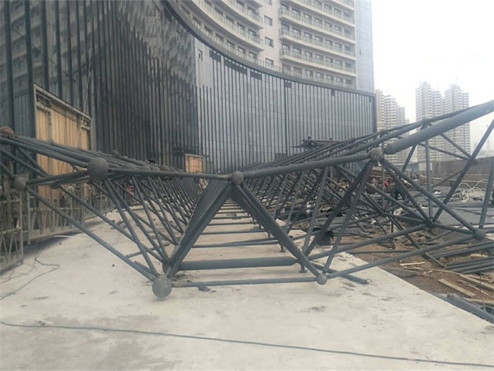 甘肃万豪酒店雨棚网架
